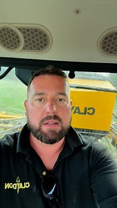 Claydon Farm direct drilling winter cover crops into summer catch crops under SFI #Claydon #claydondrill #optitill #loveyoursoil #directdrill #regenag #directdrilling #tineforachange #tractor #farm #farming #fendt | Claydon Drills