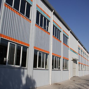 [Hot Item] Galvanized Modular Light Steel Structure Construction Prefabricated Building Factory Shed Design