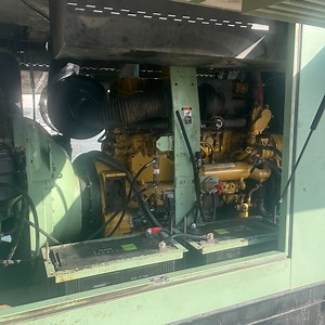 [Hot Item] Portable Compressor Diesel Engine Driven Screw Air Compressor for Blasting
