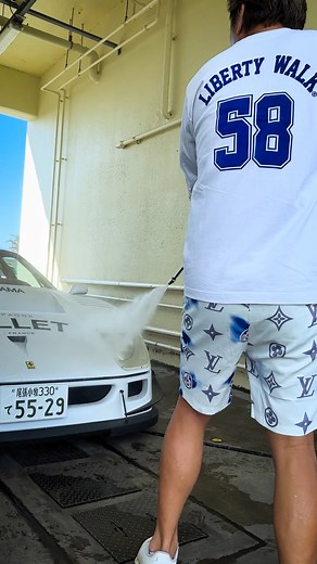 Huge shout out to Libertywalk for coming to visit us in Okinawa for the second year in a row. Being able to coordinate visits like this makes living on this tiny island almsot worth it. #japan #jdm #okinawa #okilife #libertywalk #f40 #ferrari #r35 #fiat #abarth #lbwk #Hino #aventador | Amateur Enthusiasm