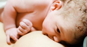 First 24 hours: newborn feeding
