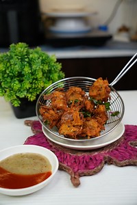 3.5M views · 54K reactions | Aloo Peaj Ke Pakode With Adrak Wali Chai...