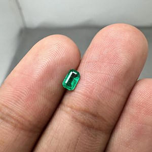 Zambian Emerald Gemstone: 0.22 CT, Octagon Cut Green Emerald - Etsy Canada