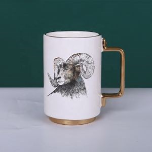 [Hot Item] American Animal Pattern Decal Ceramic Gold Handle Big Size Mug