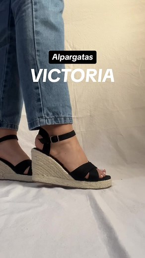 Sandalias Victoria: Tendencias en Calzado Femenino