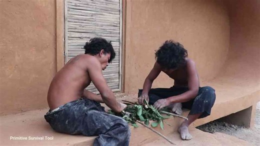 Watch these men build a two-story millionaire house with bare hands deep in the jungle