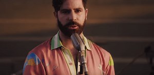 Mira el concierto surrealista de Foals en "In Degrees", su nuevo video