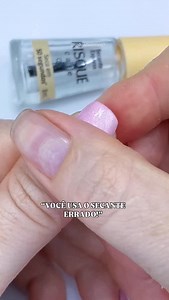“Ninguém te conta isso sobre o secante da Risqué… mas eu vim contar porque eu sei o quanto é frustrante a esmaltação não secar de verdade! . Não é no final, meninas — é NO ESMALTE MOLHADO! Testem e depois me contem ✨💅 . . . 🔍 Cole o ID do Mercado Livre na busca e encontre o produto. . BA0OEK-0CWR . . @mercadolivremoda . . . . . #MercadoLivreModa #OMelhorDaBeleza #secante #risque #unhas #esmaltação #nailtok | Simone Otto