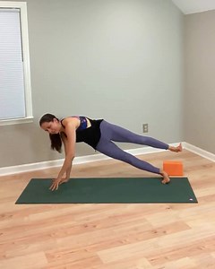 How is this for a surprise sequence? In addition to being quite novel, I also love this flow because it gives us so much opportunity for frontal plane movements 👍 Frontal plane movements are those that take place in a side-to-side/lateral direction. Much of our yoga practice and the majority of our daily movements off the mat reside mainly in the sagittal plane (forward/back movements like walking, running, lunges, sun salutations, vinyasas, etc.) So it can be nice to have a little sustained fo