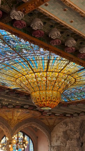 A Modernist jewel in the heart of Barcelona por @lucidanciu #catalunya #barcelona #spain #lovebarcelona #barcelonacity #bcn | DondeGo Barcelona