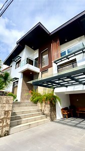 🏡✨ Dreaming of a getaway? This stunning vacation house and lot in Tagaytay has it all! Fully landscaped and fully air-conditioned, it’s your perfect escape. 🌿❄️ 📍Category: For Sale 📍Project: Tagaytay Southridge Estates 📍Property Code: DS88-003718 📍Size: LA 310 sqm; FA 400 sqm 📍5 Bedrooms; 6 Toilets & Baths 📍2 Parking Slots 💰 : Php 25,000,000.00! (GROSS) Description: ✔️Vacation House and Lot in Tagaytay ✔️Fully landscaped ✔️Fully airconditioned ✅ Accessibility: Business Districts, Commer