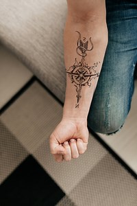 Compass Fake Tattoo | World Map Tattoo | Hand Drawn Fine Line Tattoos | Custom Temporary Tattoos - Etsy