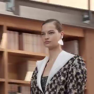 243 reactions · 23 shares | Looks from the Fall-Winter 2019/20 Haute Couture collection, presented by Virginie Viard at the Grand Palais in Paris. | CHANEL | Facebook