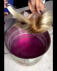 Colorer blonde perruque à l'eau coloré Unice 613 blonde Perruque >>https://bit.ly/3ovVTek 👉UNice Boutique >> https://fr.unice.com/ 💰10% off, Code: FC10 😲😲 🎁Valeur de 50$ de cadeaux spécifiques pour chaque commande 👉Acheter maintenant, obtenir Service de Livraison gratuite 👉Connectez Whatsapp 86 19138016932 • • • • • • • #unice #unicehair #wigs #lacewig #perruque #perruquesfemme #perruquenaturelle #perruqueblonde #perruquepascher #perruquesnaturelles #perruquelisse #perruquelacefront #perr