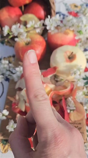 13K views · 140 reactions | Nigdy nie wyrzucaj obierek ! Napisz w...