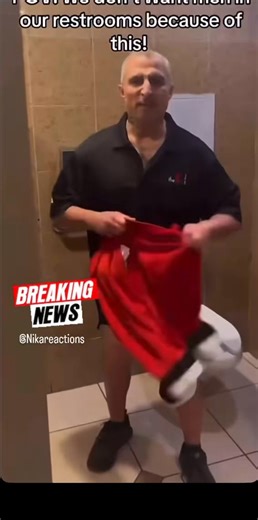 Pervert get confronted by multiple ladies in the women’s bathroom then runs away 🏃‍♂️