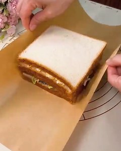 Wrapping your food is way easier with these tricks 🥪 | Simple Life