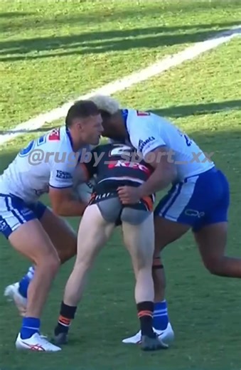 John Bateman gets a wedgie from Viliame Kikau