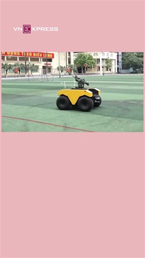 11K views · 144 reactions | Robot chiến đấu tự hành của Học viện Kỹ thuật quân sự  #C7 | NGƯỜI VIỆT NAM | Facebook