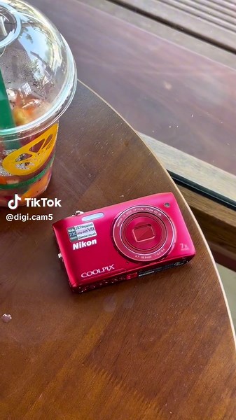 Explore the Nikon Coolpix S3500 Digital Camera