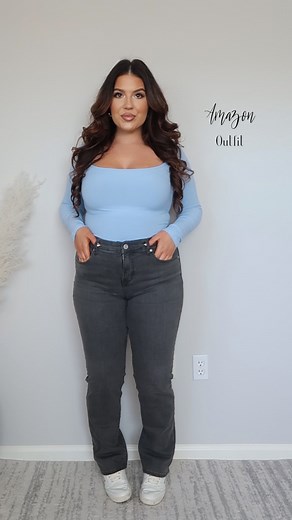 Liz Thul | Casual Amazon Outfit!冀 Love me some good basics! These mid-rise jeans are curve-friendly with an elastic waist band and stretchy to fit to... | Instagram