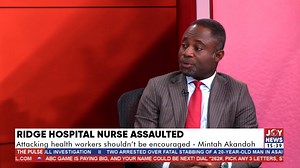 Ralphson William pulled up in a black salon car at Ridge Hospital, approached me and the Medical Superintendent, exchanged pleasantries and later invited him to share his side of the story. – Kwabena Mintah Akandoh on the Ridge Hospital nurse ass@ult. #JoyNews #ThePulse | JoyNews