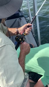 *MUST WATCH AS ANGLER TRIES TO LAND 100lb FRESHWATER FISH WITH A BROKEN ROD 😮😮 Keystone Lake Paddlefish Charters | Keystone Lake Paddlefish Charters