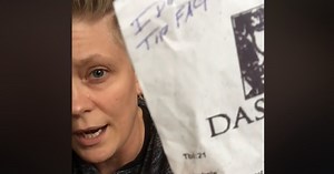 Instead of a tip, this lesbian waitress got called a 'fag' - LGBTQ Nation