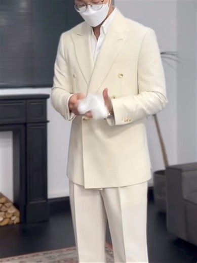 21K views · 326 reactions | OFF-WHITE OE BLACK? Double-breasted 4B suit with wise peak lapel  _________________ Dm or WhatsApp to order or book an appointment with our fashion consultant.. _________________ #suit #doublebreastedsuits #Tailoring #bespoke #reelsfb #reelsviralシ #reels #reelsviralfb #reelsvideoシ #viralreels #mensfashion #viralvideo | JK Macatti | Facebook