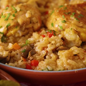 🍅🌶️😋Orez sarbesc cu pui 😘🌿♥️ reteta completă scrisă în primul comentariu ♥️👌 | Idei de retete