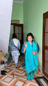 258K views · 5.7K reactions | Gaon se ai bua ki ladki 藍 #funnymoments #trendingreel #comedy #viralreelschallenge #funnyvideo | Amra Siddiqui | Facebook