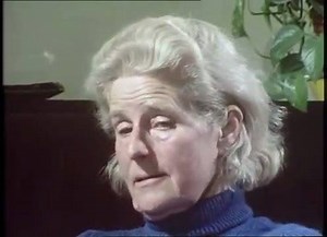Broadcaster Vincent Kane interviews Dylan Thomas's widow Caitlin (1977). Join the new Dylan Thomas page! Caitlin Thomas (8 December 1913 -- 31 July 1994), née Macnamara, was the wife of the poet and writer Dylan Thomas. | Dylan Thomas