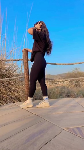 5.8K views · 345 reactions | Kamar teri left right hale #fbreelsvideo #facebookreels #viralreels #trending #fbreelsvideo #dance #haryanvisong #foryou | Suman Meena | Facebook