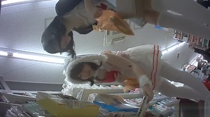 [盗撮] ハロウィンで逆さ撮り1