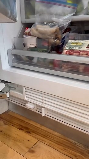 Link in Bio - If you love to clean, this steamshot cleaner is the hottest find on Amazon right now ☺️ happy spring cleaning with this amazing steam machine! #amazonfinds2023 #steamcleaning #amazonhome #amazonhomefinds #amazonkitchen #amazonmusthaves #cleantok @brookes_buys | Maid Sweep