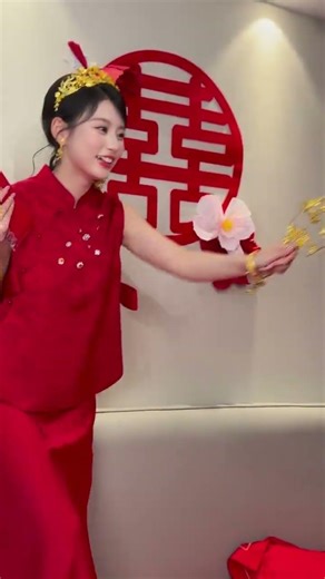 Beautiful Chinese Bride Entry in Traditional Red Wedding Dress ❤️ | Wedding Moment #wedding #shorts