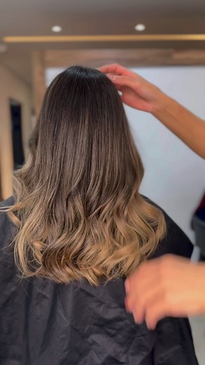 1.2K views | Transformation ✨chez @salon_mehdilaatiri_officiel Pour plus d’informations: 94 355 355 ☎️ #salonmehdilaatiri #mehdilaatiri #haircolorist #haircolor #tunisianhairdresser #tunisianhairstylist #tunisianhair #tunisiangirl #hairtutorial #hairtransformation #hairtrends #hairgoals #newhair #stylishhair #hairartist #tunisianlifestyle #salonlife #sousse | SALON mehdi laatiri | Facebook