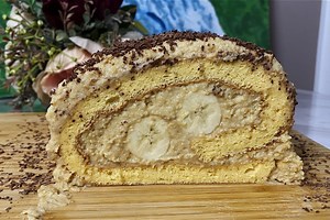 [ВИДЕО] Ролат со банани и плазма којшто е апсолутен хит: Брзо се прави, а вкусот е фантастичен