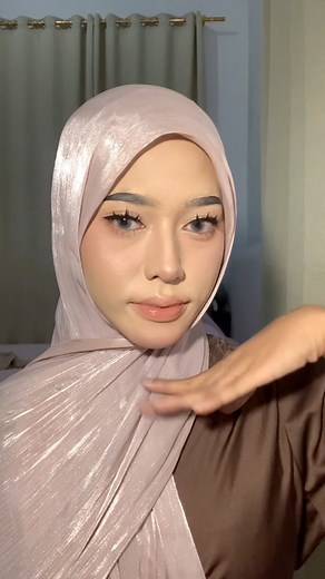 2.1M views · 43K reactions | makeup buat first datee #makeup #tutorialmakeup #makeuptutorial | Alvi Khusniati | Facebook