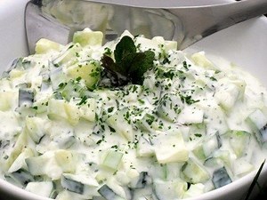 Recette de salade allégée - concombre, fenouil, menthe