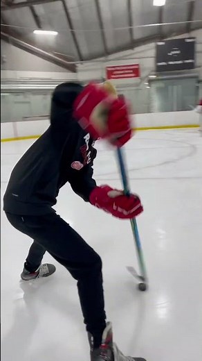 Some goalie love 🏒🏒