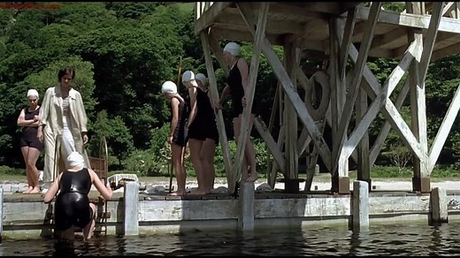 Cracks 2009 720p Blu-Ray www.HD-FilmeBune.com