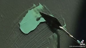 32 reactions | Palette demo with @mhoilpaints via @razlynlysaught  | Michael Harding Oil Paints | Facebook