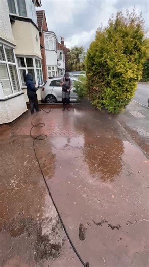 DIRTY block paving driveway clean! GO CHECK OUT THE FULL VIDEO! Join us as we attempt to clean this FILTHY block paving driveway how can one little drive create this much mess! the weather is not on our side for this clean either soaked right through! 👉 Like & Subscribe for more transformations coming soon! 📲 Connect with Us Instagram: / wizzy.cleans TikTok: https://www.tiktok.com/@wizzycleans?l... Facebook: https://www.facebook.com/profile.php?... Website: www.wizzycleans.com 📬 For Business 
