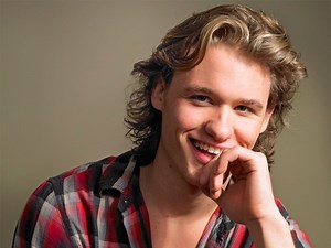 Dylan Playfair, son of Flames' former coach, embraces acting career
