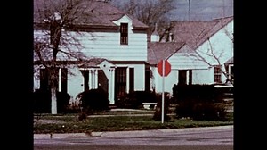 1950s Exterior Suburb House Housewife Apron: стоковое видео (без лицензионных платежей), 1071517348 | Shutterstock