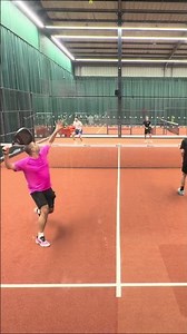 Not text book, but variety in shots keeping opposition guessing 🔥#padelskills #padelmoments #padel