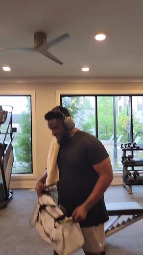 Fresh Outta The Microwave 🔥🔥🔥 | Comedian Acapella