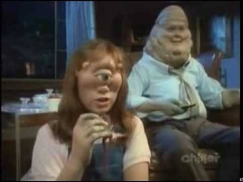 Monsters 1988 TV Show Intro...