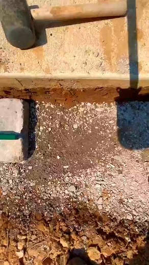 How to level blocks one to another #retainingwall #hardscape | TV 181